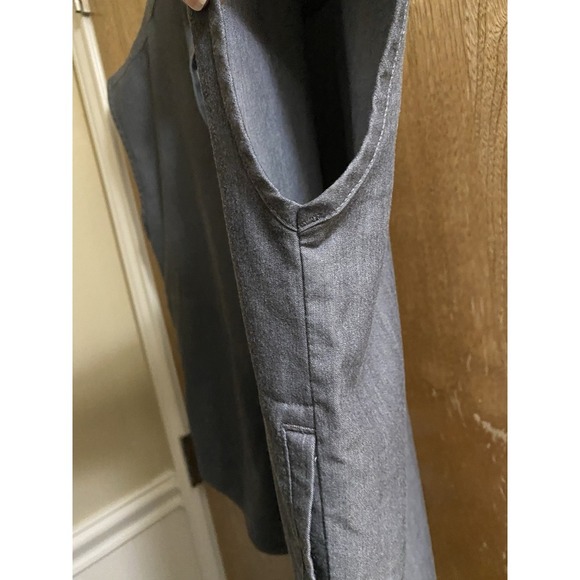 FIGS Rafaela Scrub Top V-Neck Graphite Grey Sleeveless M WXXSW1003 PO#1273 - Picture 15 of 15